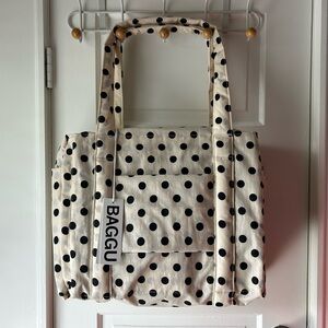 NWT BAGGU Small Carry-On Polka Dot Bag